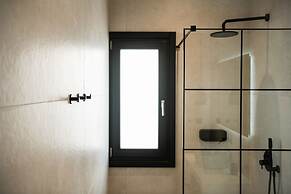 Athina Milos Suites