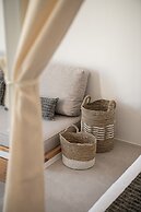 Athina Milos Suites