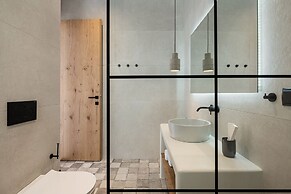 Athina Milos Suites