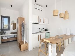 Athina Milos Suites