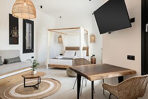 Athina Milos Suites
