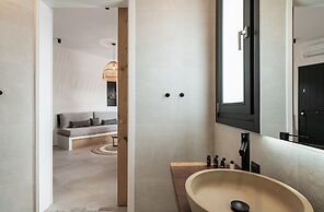 Athina Milos Suites