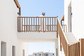 Athina Milos Suites