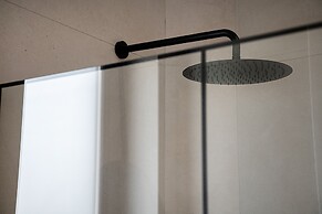 Athina Milos Suites
