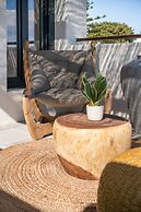 Athina Milos Suites