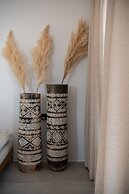 Athina Milos Suites