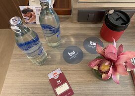 Thana Wisut Hotel