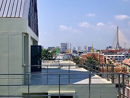 Thana Wisut Hotel