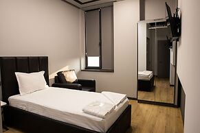 Hotel Elion
