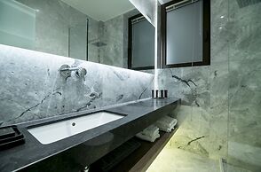 GM Luxury Suites & Spa