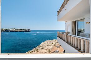 Orange Colom Seaside Apartments