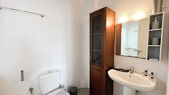 Pool House in Ornos