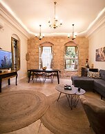 Tish ApartHotel