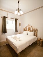 Tish ApartHotel