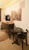 Tish ApartHotel