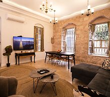 Tish ApartHotel