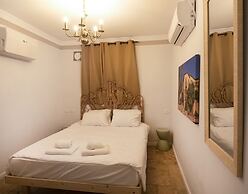 Tish ApartHotel