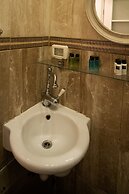 Tish ApartHotel
