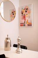 Tish ApartHotel