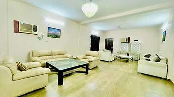 Gurugram Aravali Farmhouse