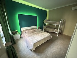 Skycity b&b
