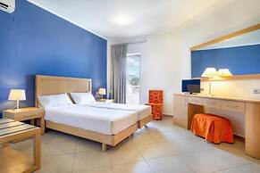 ELENA BEACH HOTEL