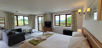 The Rock Self Catering Holiday Accommodation
