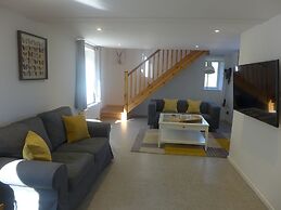 The Rock Self Catering Holiday Accommodation