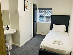 Woodford Hotel