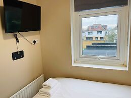 Woodford Hotel