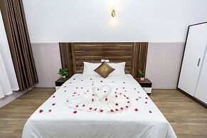 PHÚ QUÝ HOTEL