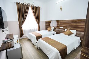 PHÚ QUÝ HOTEL