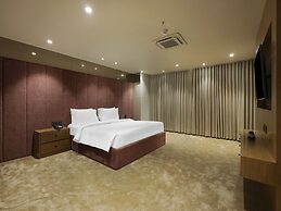 Sunday Hotel Vadodara
