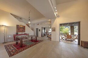 Crystal View Villa by Unique Villas Collection