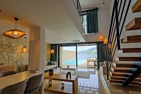 Lures Hotel