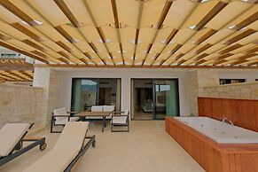 Lures Hotel