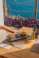 Lures Hotel