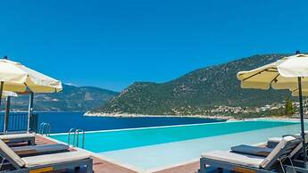 Lures Hotel