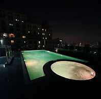 Luxurious Apartment Near Dubai Downtown, UAE