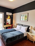 Hotel Queens Leriotis