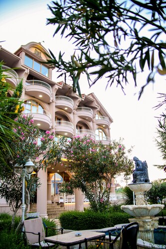 Misk Resort
