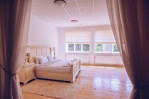 Ongal guest houses