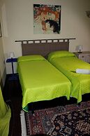 B&B ROSSIEROSSI