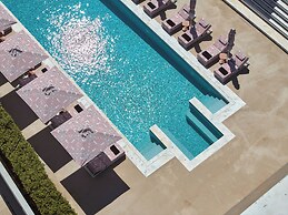 Tzanis Resort