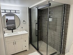 Cheerful and Modern