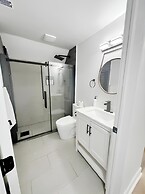 Cheerful and Modern