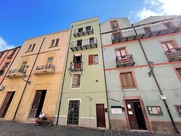 Large, Authentic 2-bed Apartment, Panoramic Views