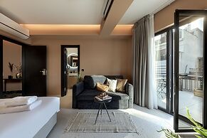 Clyde Athens by Nin&Bau