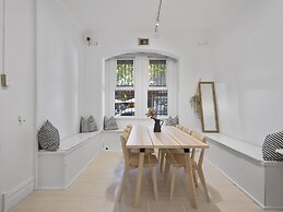 Azzurro Pod Hotel Potts Point
