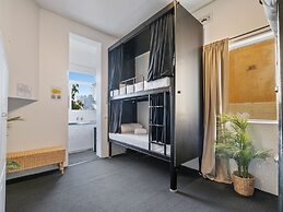 Azzurro Pod Hotel Potts Point